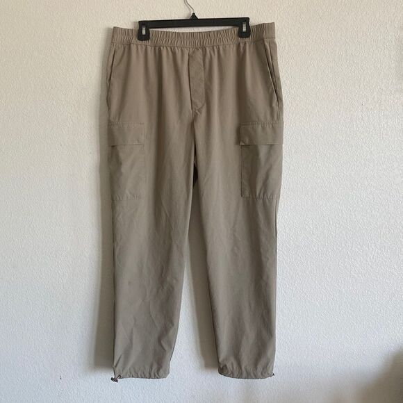 Banana Republic Other - BANANA REPUBLIC Men’s Ripstop Cargo Joggers Size L